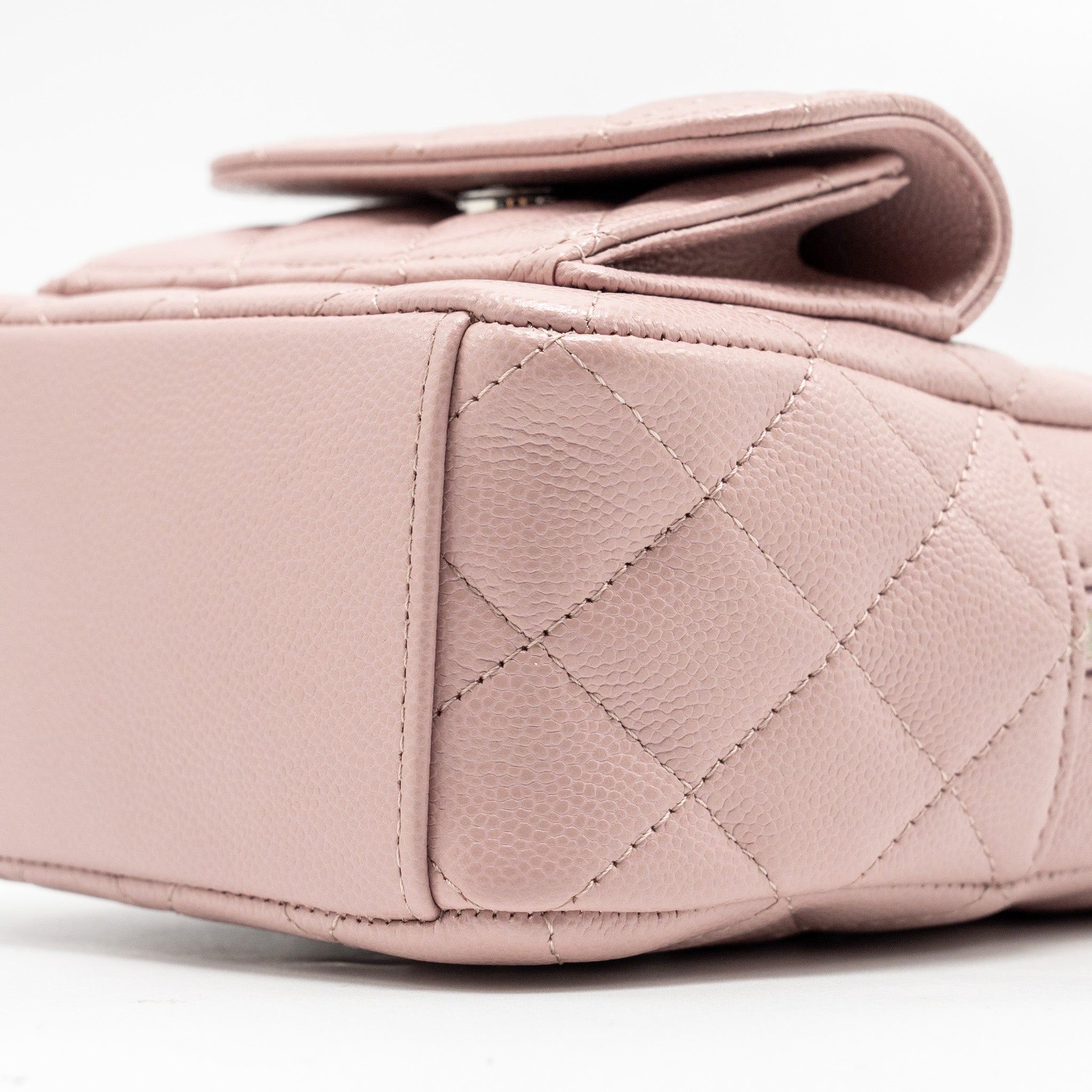 24P CLASSIC MINI BACKPACK CAVIAR LIGHT PINK SHW (MICROCHIP)