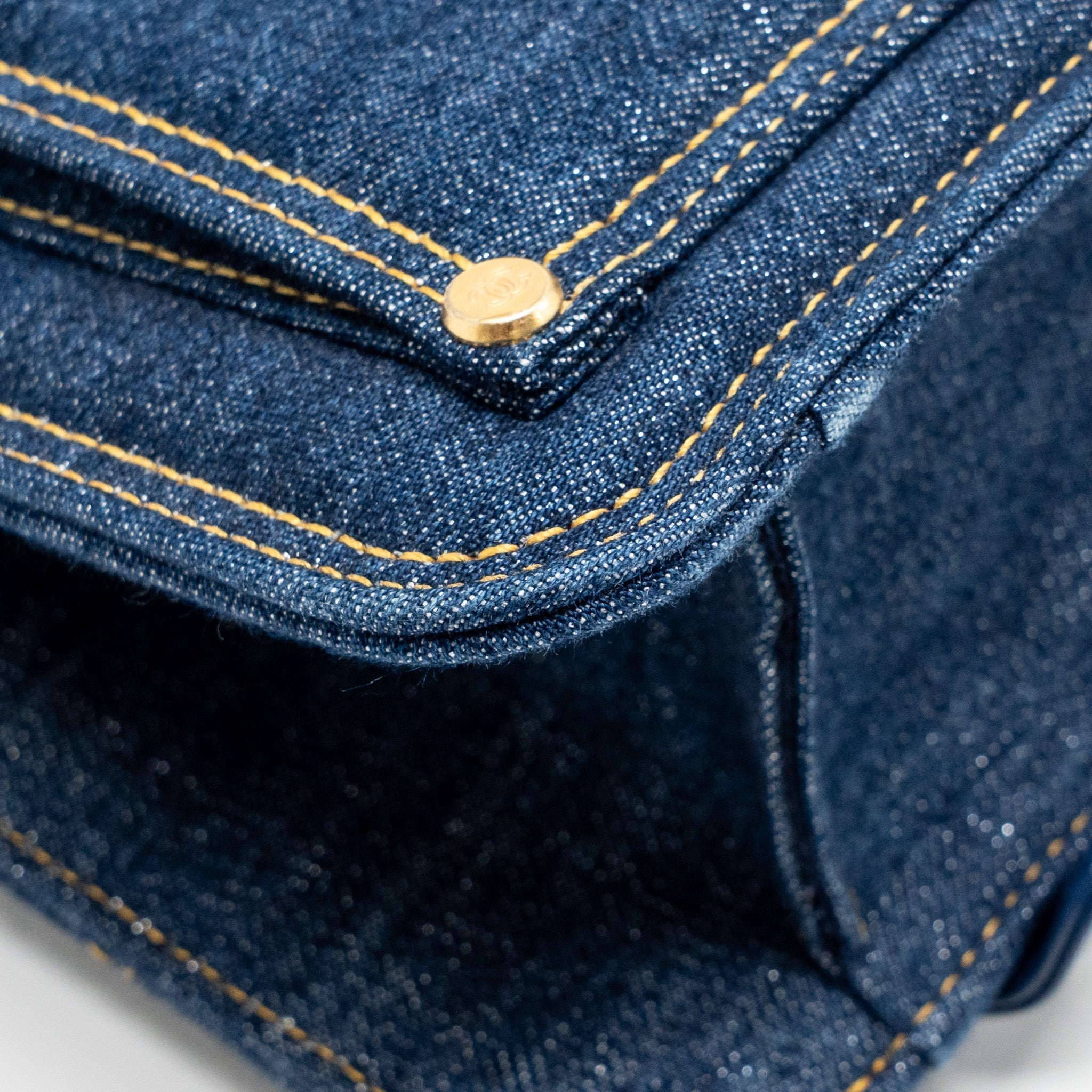 23S FLAP BACKPACK DENIM BLUE GHW (MICROCHIP)