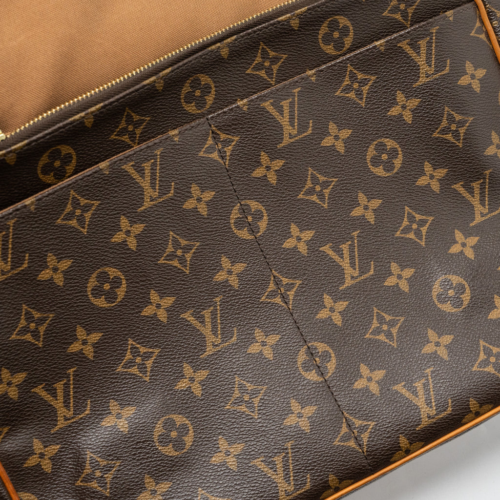 MEN’S MESSENGER BAG MONOGRAM CANVAS GHW