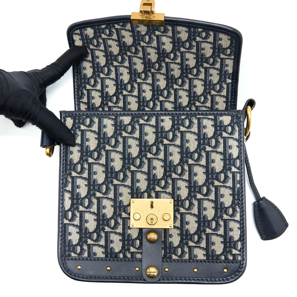 ADDICT VERTICAL MESSENGER BAG OBLIQUE CANVAS BLUE GHW