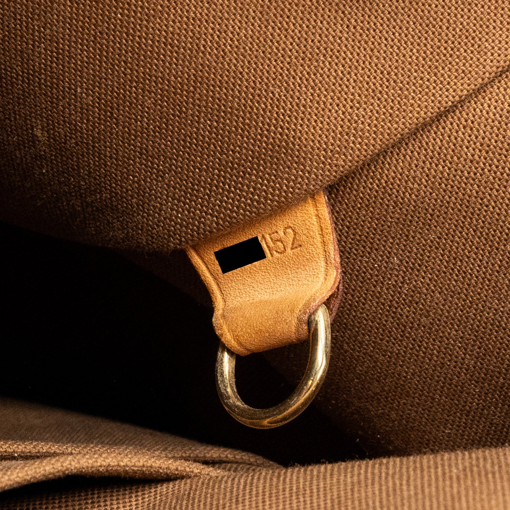 MEN’S MESSENGER BAG MONOGRAM CANVAS GHW