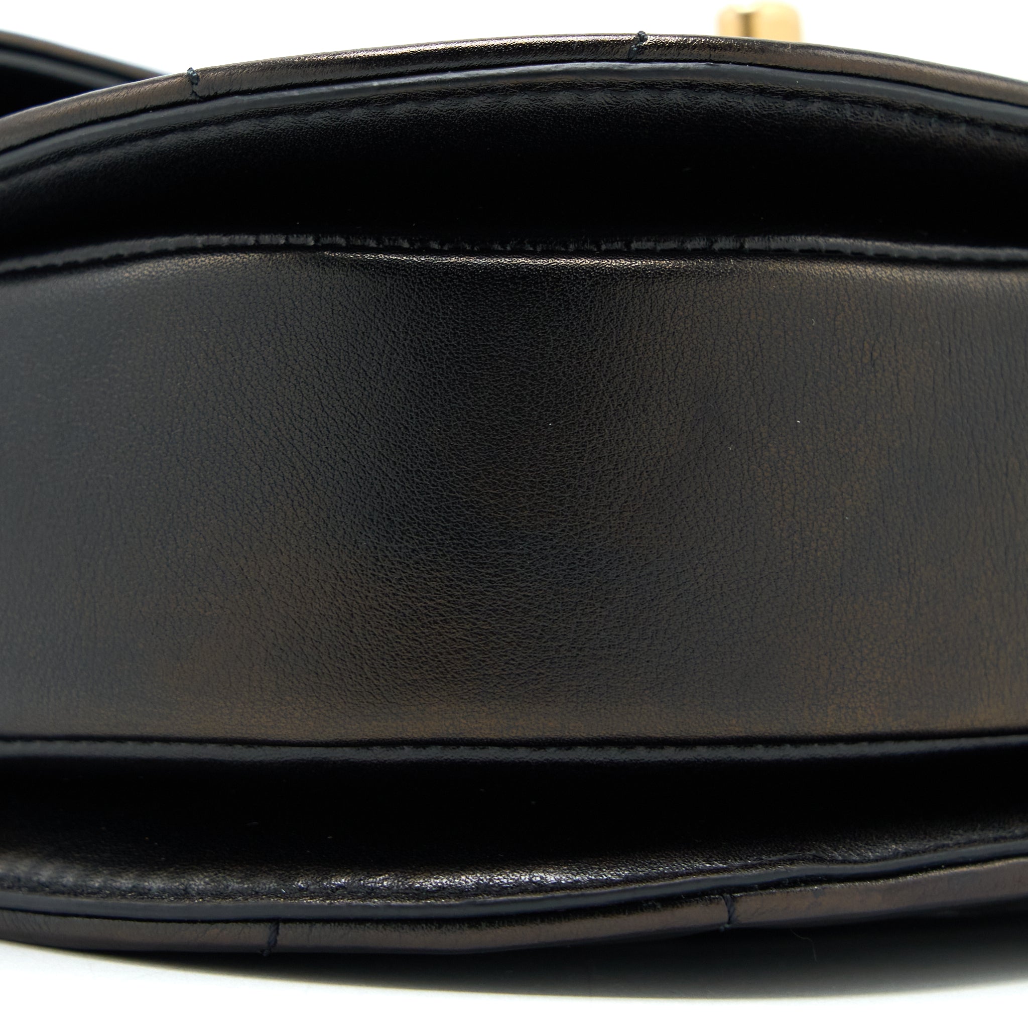 21S MOON MESSENGER BAG CALFSKIN BLACK GHW
