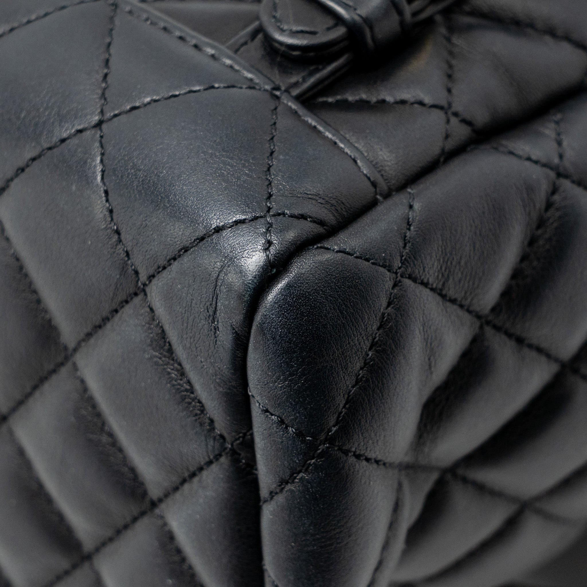 SMALL URBAN SPIRIT QUILTED BACKPACK CALFSKIN BLACK GHW