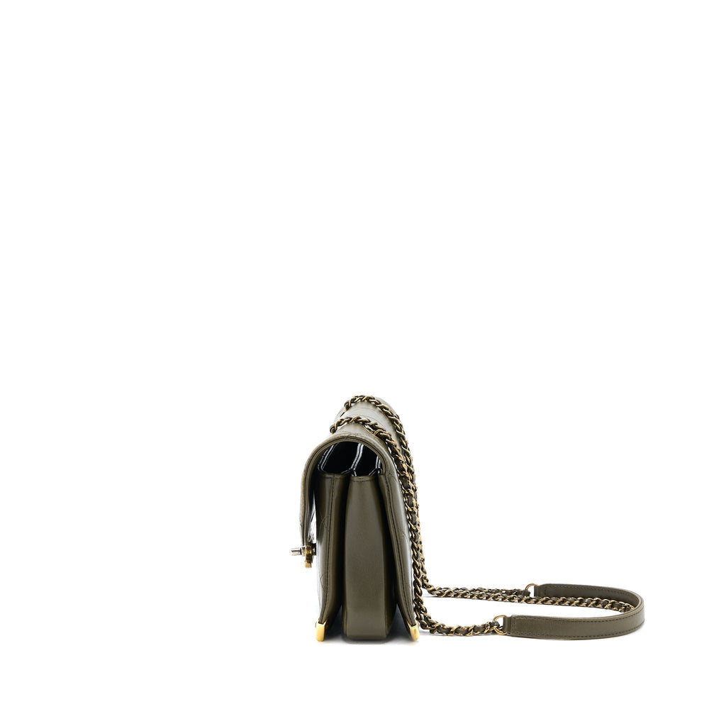 MESSENGER FLAP BAG LAMBSKIN OLIVE GREEN RUTHENIUM GHW