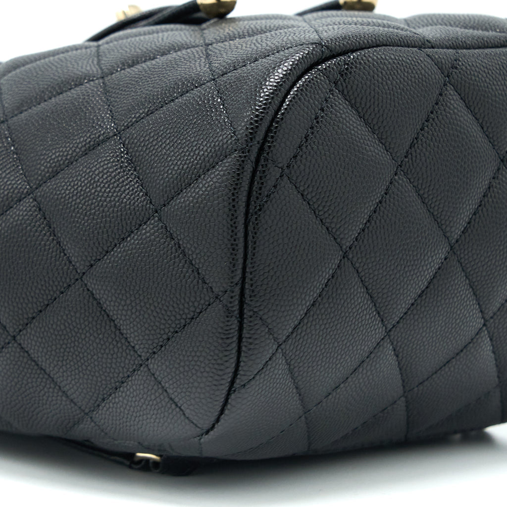 23P MINI FLAP BACKPACK CAVIAR BLACK LGHW (MICROCHIP)