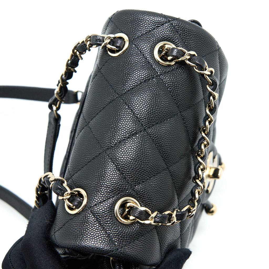 23P MINI FLAP BACKPACK CAVIAR BLACK LGHW (MICROCHIP)