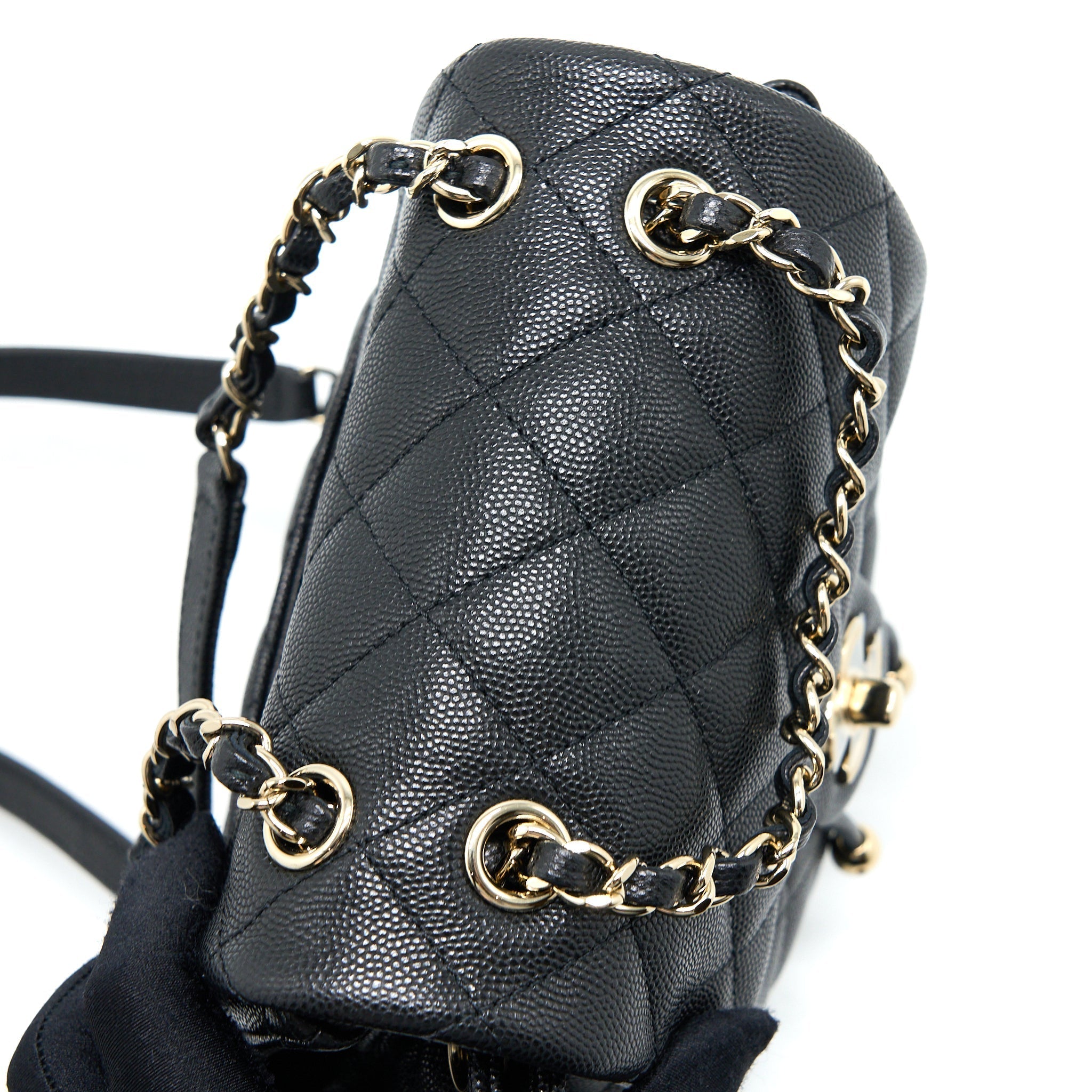 23P MINI FLAP BACKPACK CAVIAR BLACK LGHW (MICROCHIP)