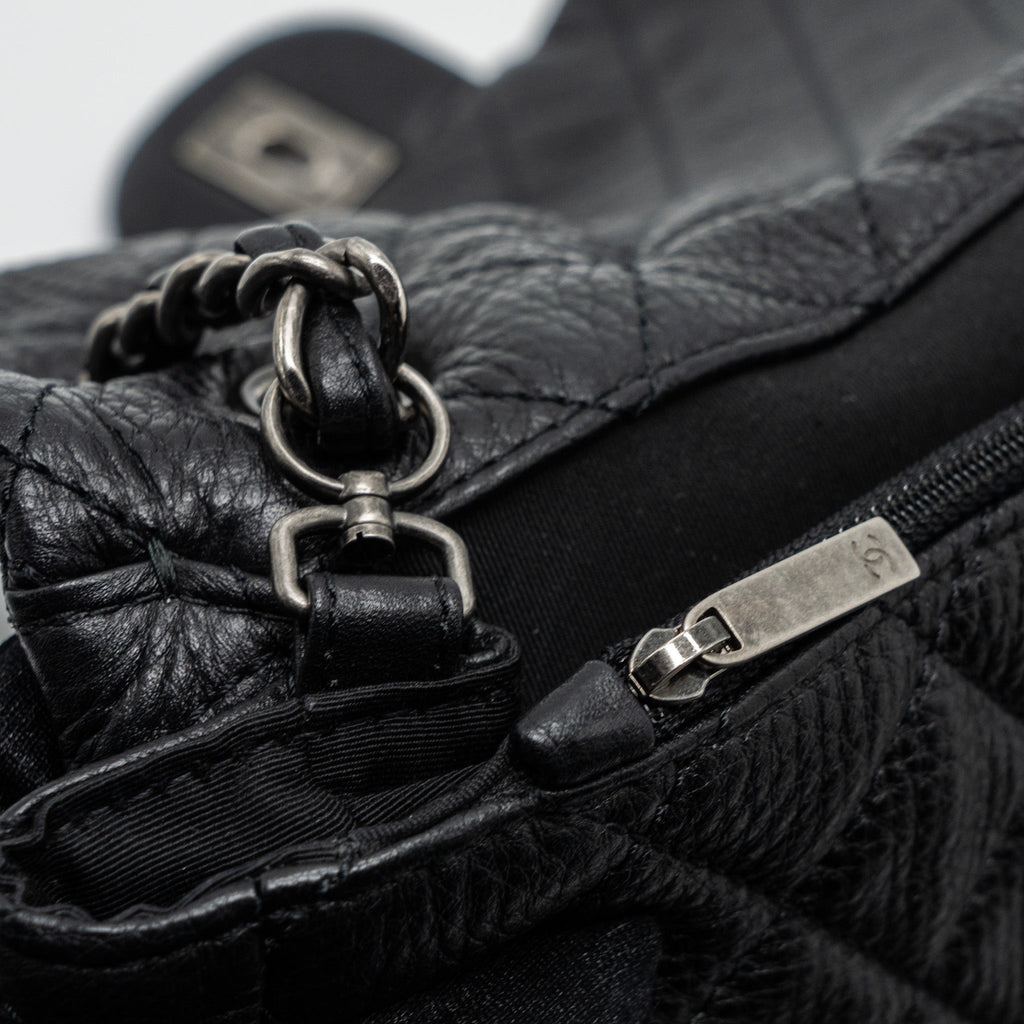 XXL CLASSIC TRAVEL FLAP CALFSKIN BLACK RUTHENIUM HARDWARE