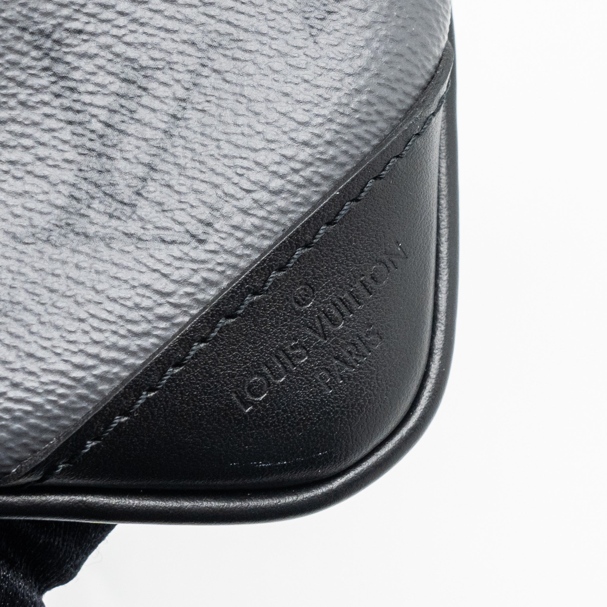 TRIO MESSENGER BAG MONOGRAM ECLIPSE SHW