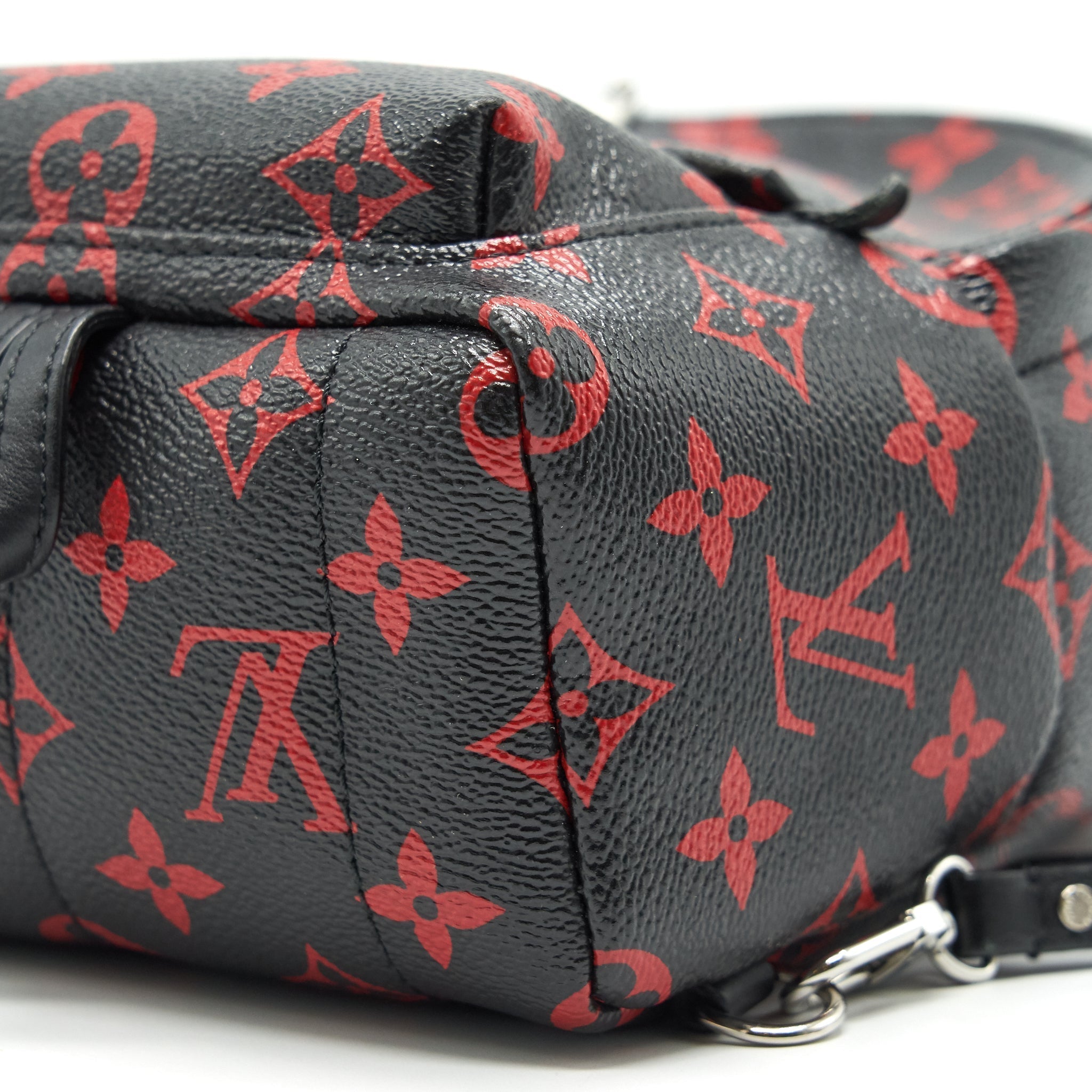 PALM SPRINGS MINI BACKPACK IN BLACK AND RED