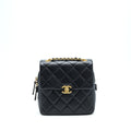 22P FLAP BACKPACK CAVIAR BLACK GHW