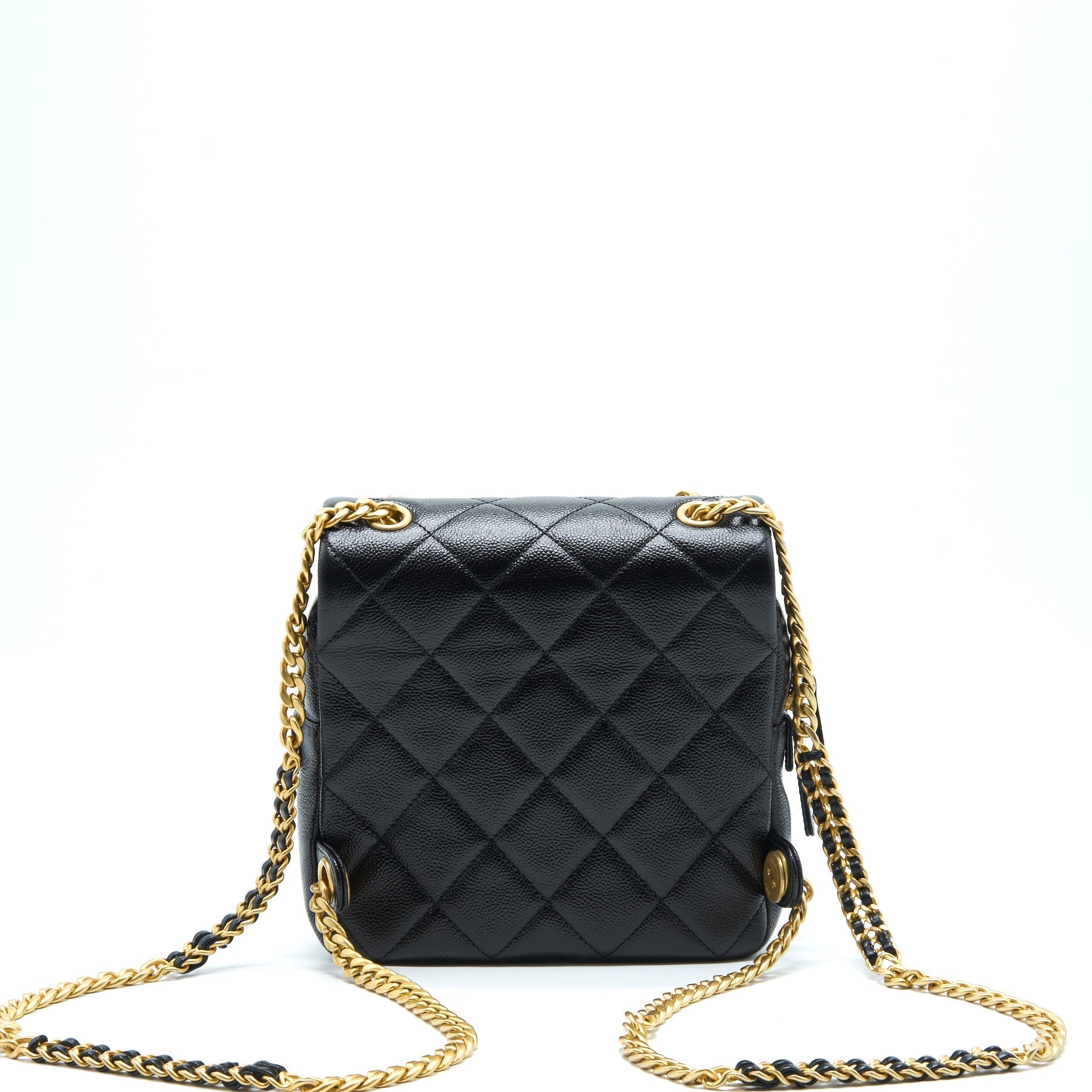 22P FLAP BACKPACK CAVIAR BLACK GHW