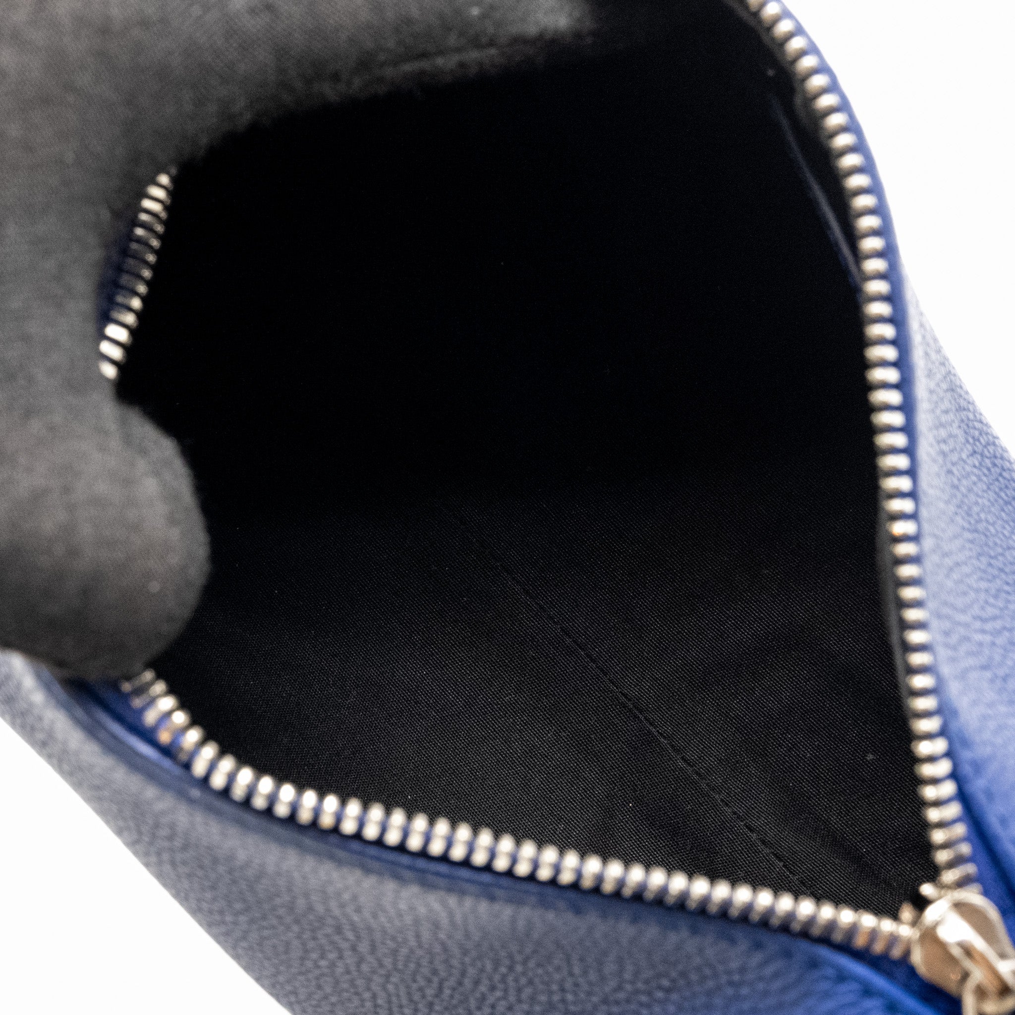 ATELIER ROLLER MESSENGER BAG CALFSKIN NAVY SHW