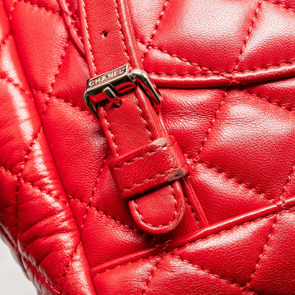 SMALL URBAN SPIRIT QUILTED BACKPACK LAMBSKIN RED LGHW