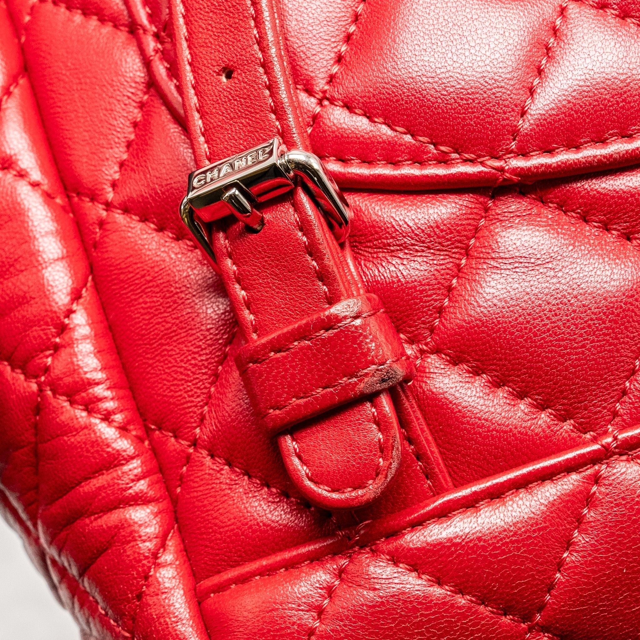 SMALL URBAN SPIRIT QUILTED BACKPACK LAMBSKIN RED LGHW