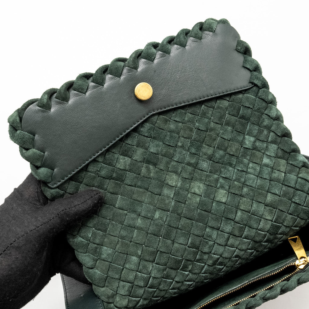 COBBLE MESSENGER BAG INTRECCIATO-WOVEN PADDED SUEDE DARK GREEN GHW