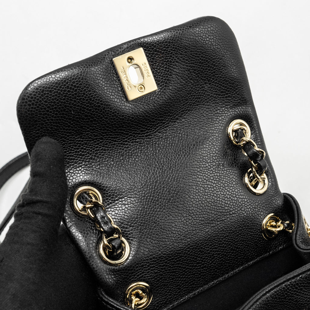 24A MINI DUMA BACKPACK GRAINED CALFSKIN BLACK LGHW (MICROCHIP)
