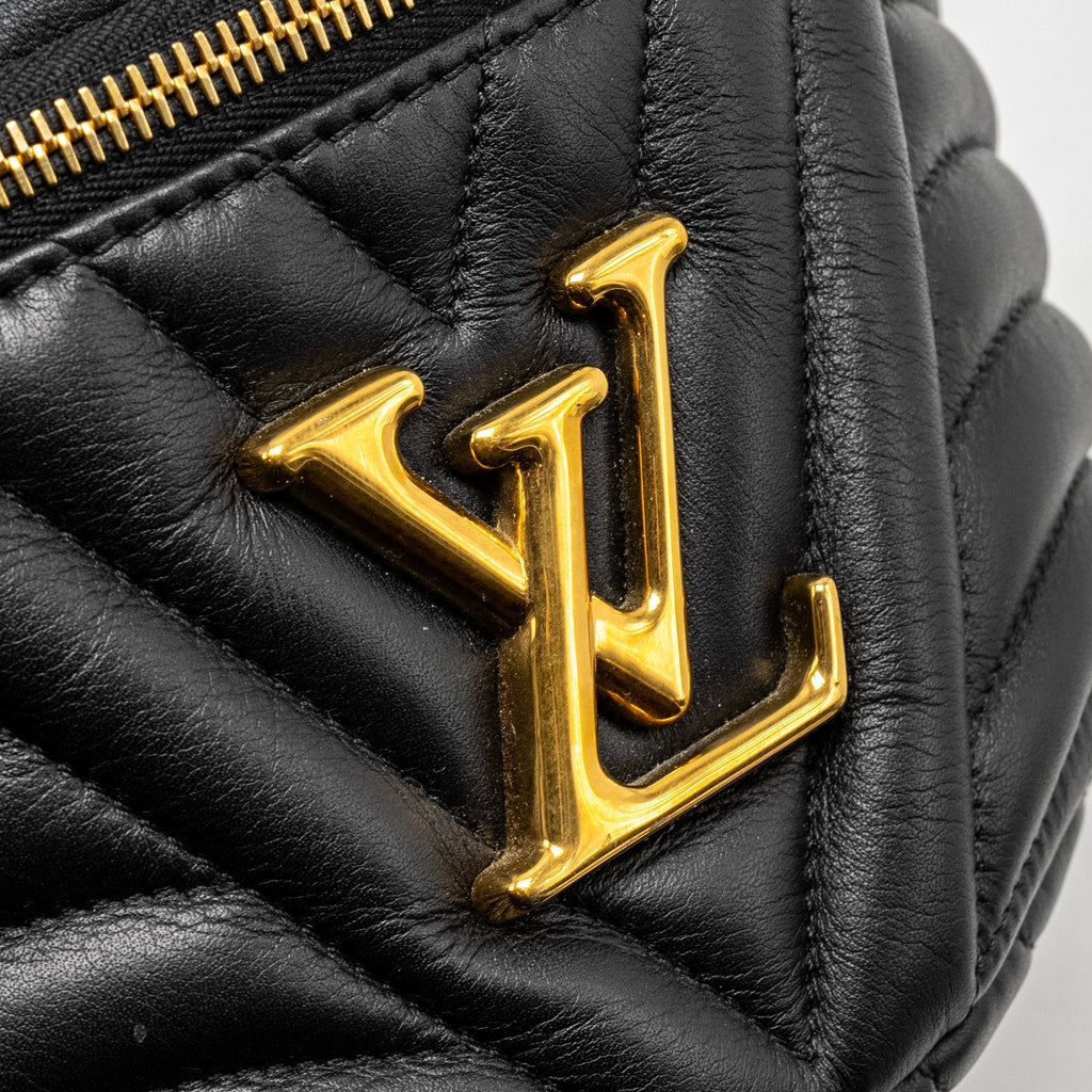 NEW WAVE BUMBAG CALFSKIN BLACK GHW