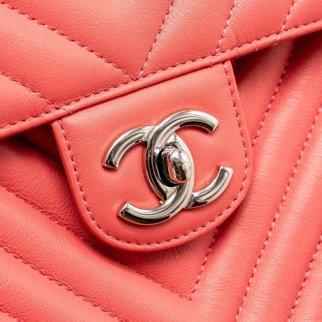 SMALL URBAN SPIRIT BACKPACK CHEVRON CALFSKIN PINK SHW