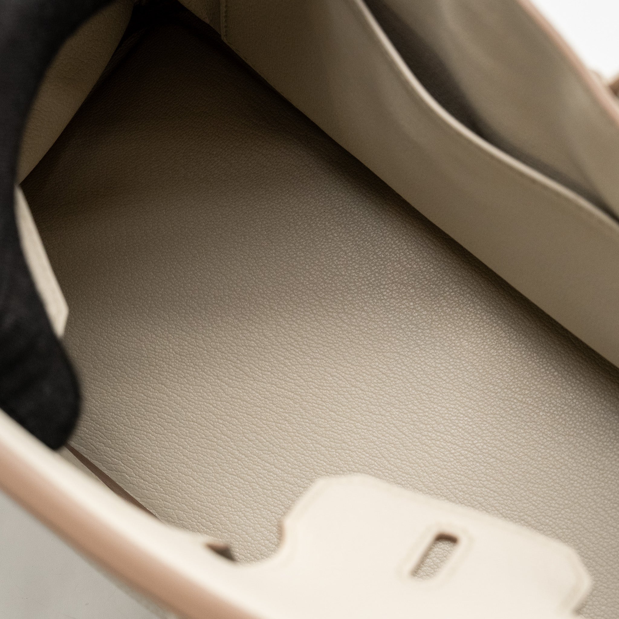 HERMES BIRKIN 25 TOGO BETON GHW