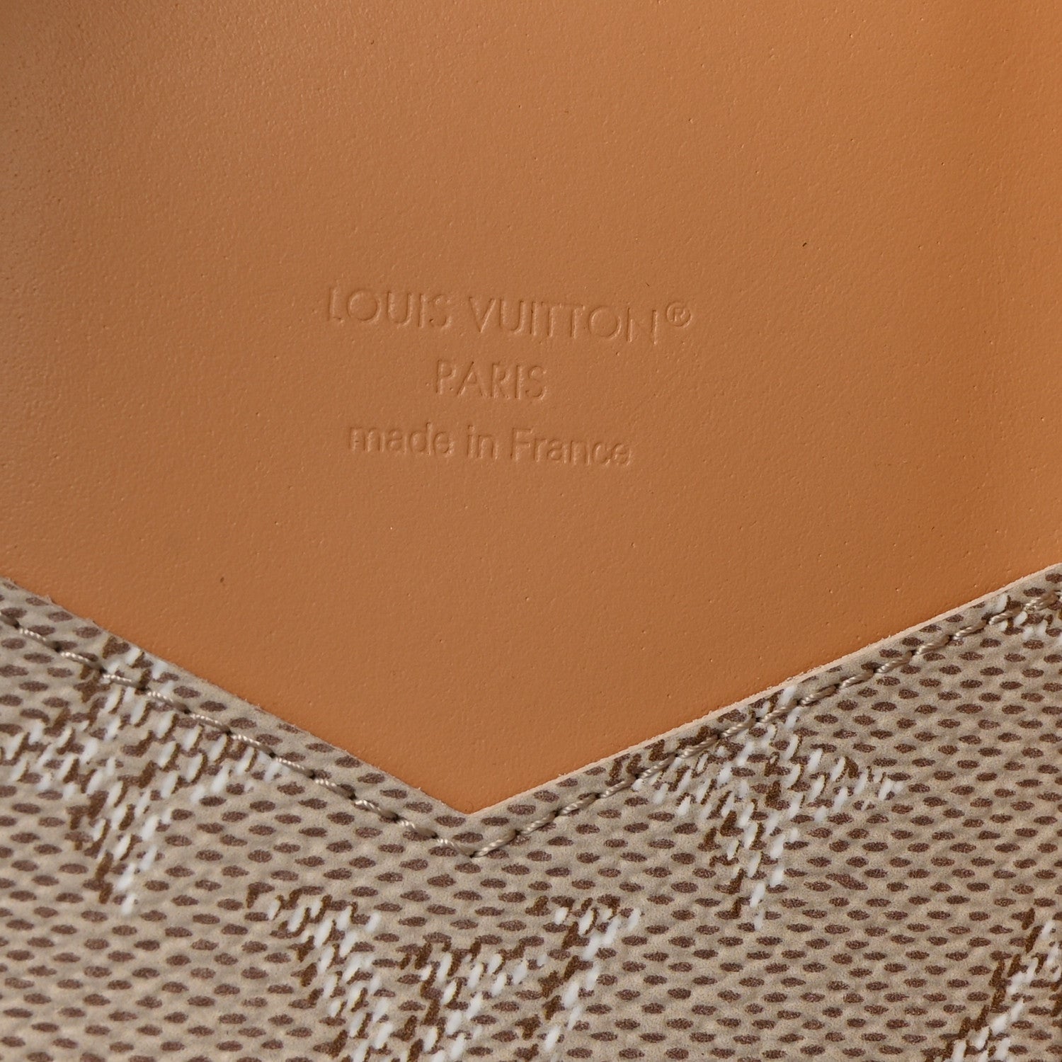 MONOGRAM HERITAGE PASSPORT COVER LIN